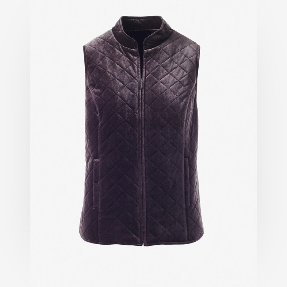 Chico’s Velvet Quilted Vest Sz. 1/M Purple Zip Up lined Lightweight Cozy Winter - Picture 4 of 9